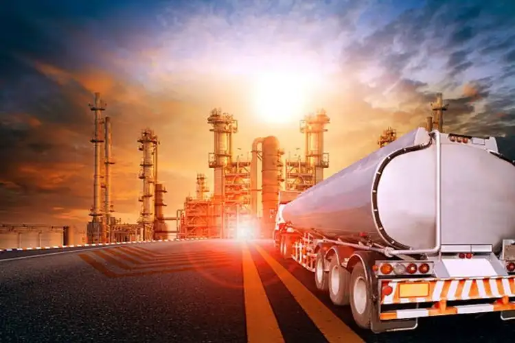 Crude oil prices may surge to USD 80 per barrel amid fresh US-Russia tensions: Experts
