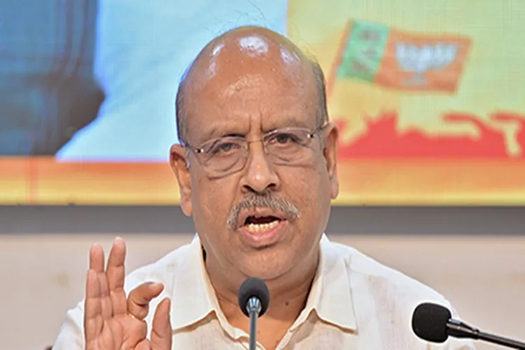 Delhi Assembly becomes completely paperless, BJP and AAP MLAs congratulate Speaker Vijender Gupta