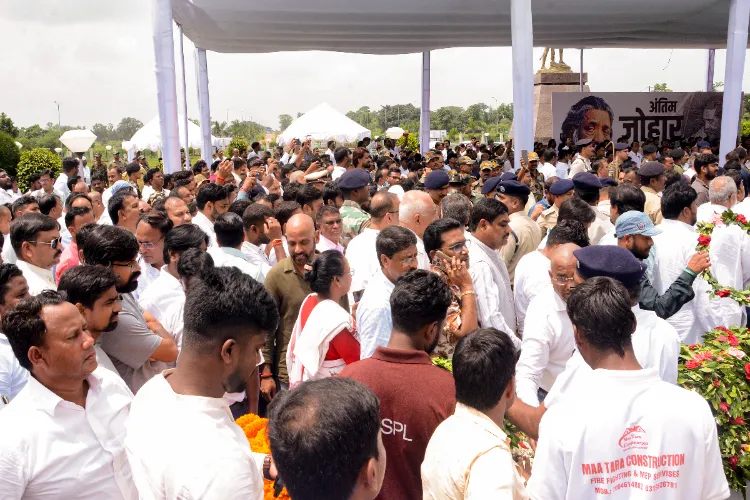 Jharkhand: Nemra village preparing for the last rites of 'Dishom Guru' Shibu Soren, wave of mourning
