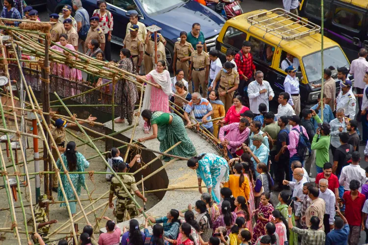 Government's new strategy to resolve the dispute over closing 'pigeon houses'