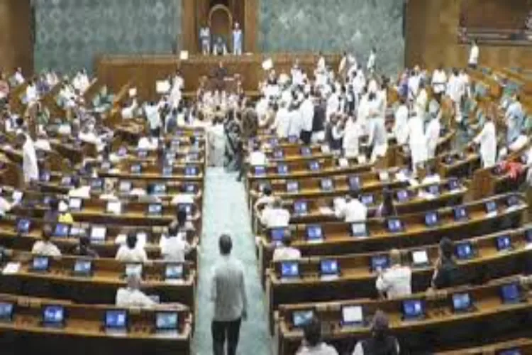 Opposition uproar did not stop in Rajya Sabha, day's proceedings postponed on SIR issue