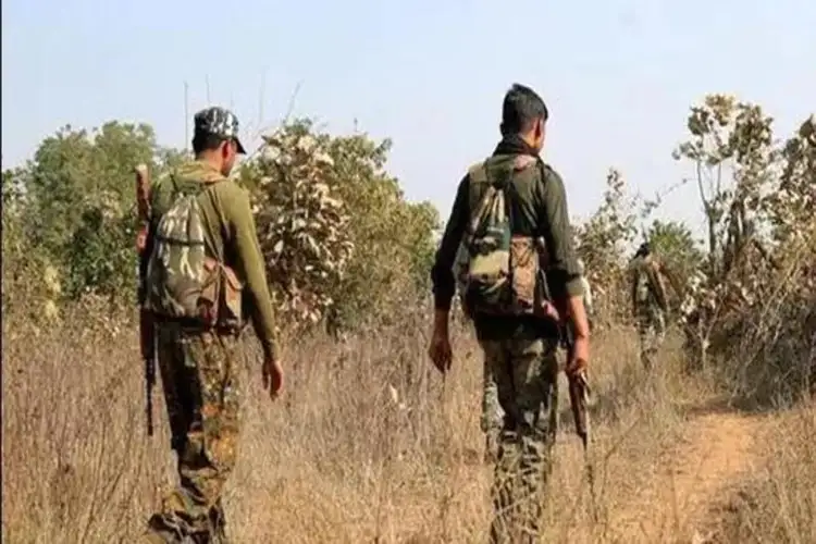 Two CRPF jawans injured in IED blast in Jharkhand