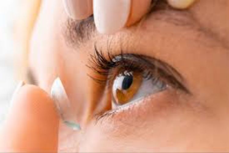 Increasing corneal blindness among youth: Experts' warning and preventive measures
