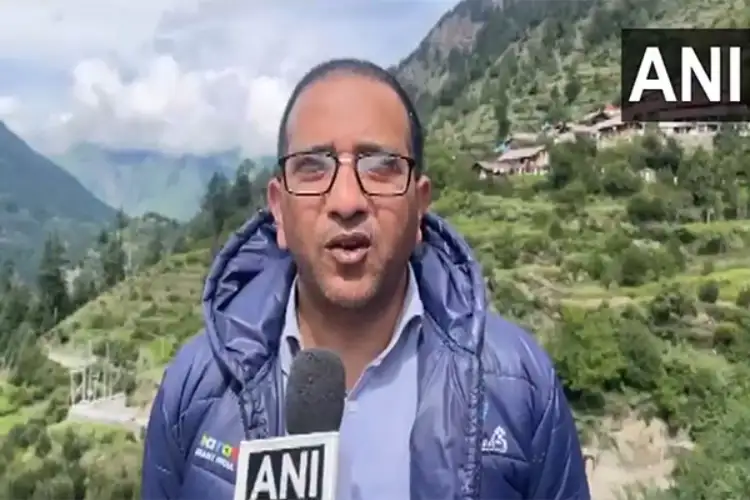 Fake profiles of Uttarkashi DM created by unknown persons on social media; Admin issues alert