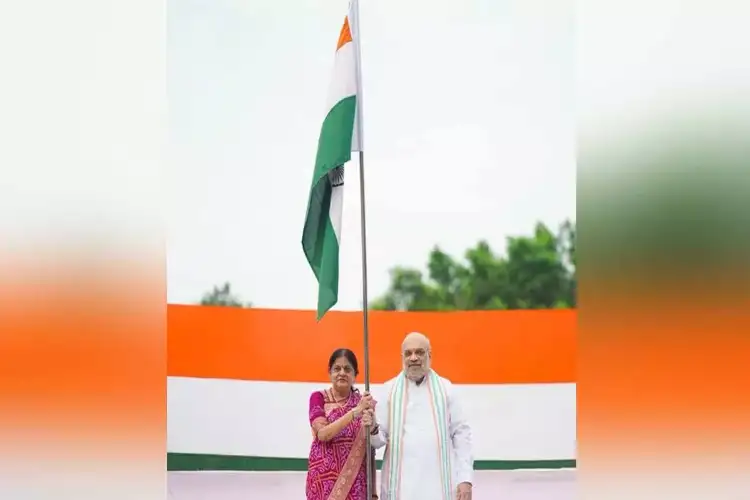 ‘Every home has a tricolour’: Amit Shah hoisted the tricolour at his home