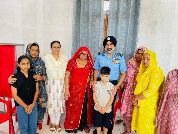 Rajasthan: Air Force Chief AP Singh met the family of martyred Sergeant Surendra Kumar in Operation Sindoor