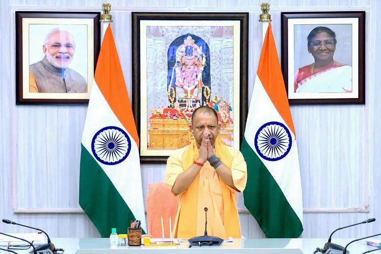 Chief Minister Yogi Adityanath greeted the people of the state on the occasion of Janmashtami