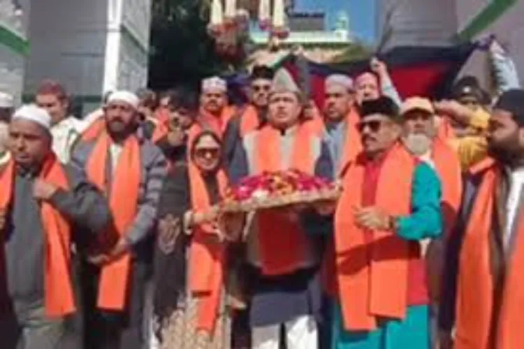 Brotherhood, harmony and peace is what we are looking for”: RSS leader Indresh Kumar visits Sufi shrine in J&K’s Srinagar