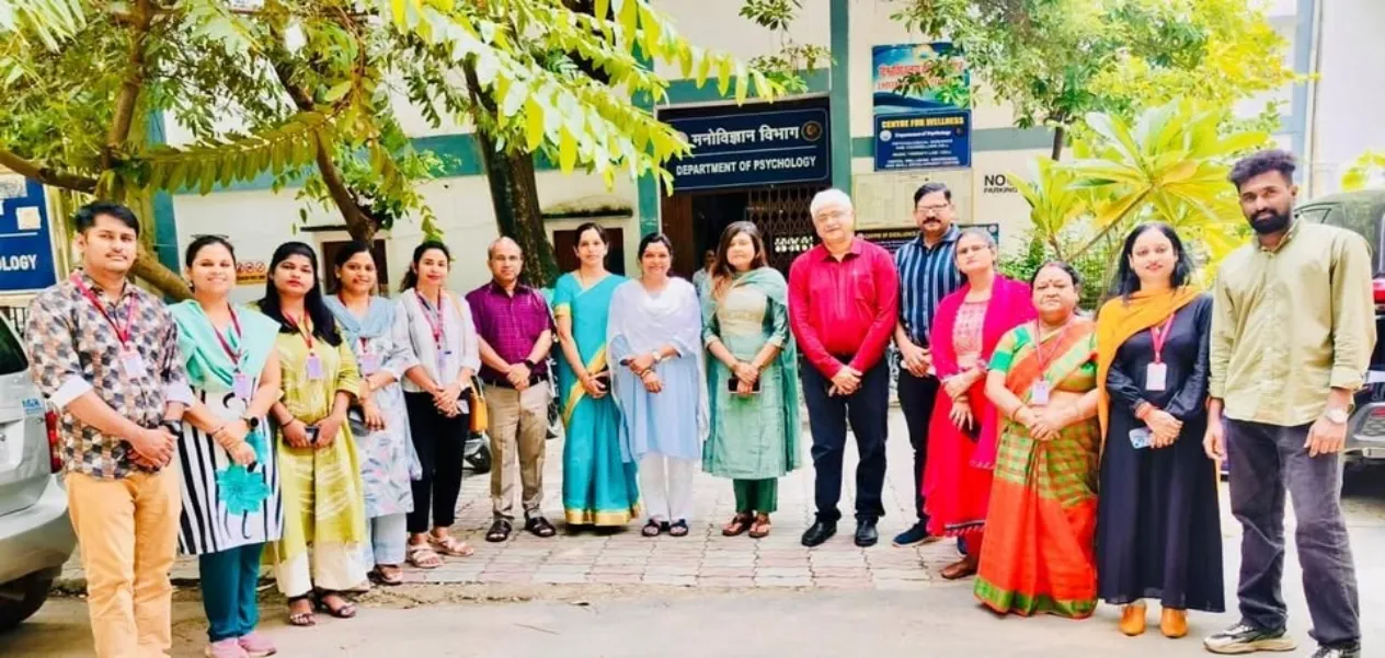 Prevention of depression, stress and blood pressure through music therapy at Kashi Vidyapeeth