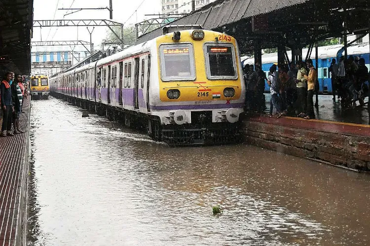 Mumbai rains: Local train services resume on Harbour Line after 15 hours