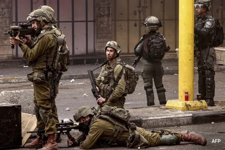 Israeli soldiers foil major Hamas attack, hostage-taking plot fails