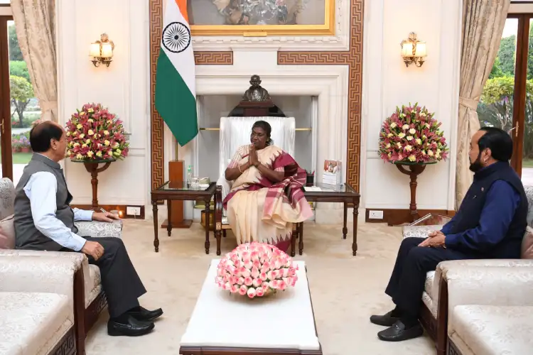 Nagaland CM Neiphiu Rio meets President Droupadi Murmu