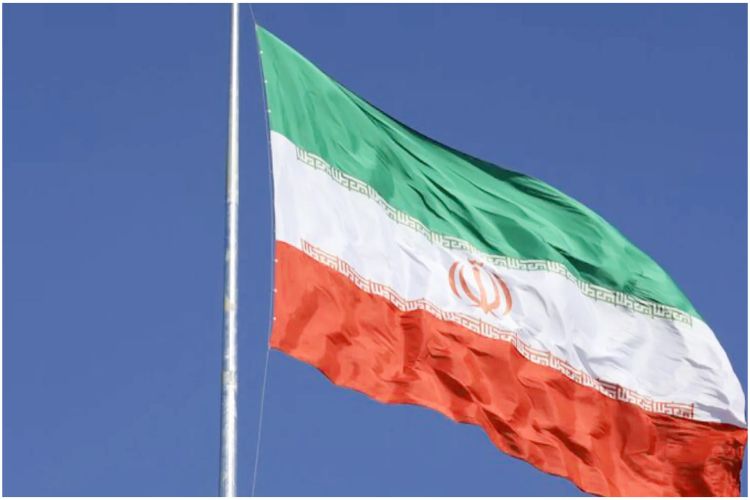 Britain imposes sanctions on Iranian oil companies and traders