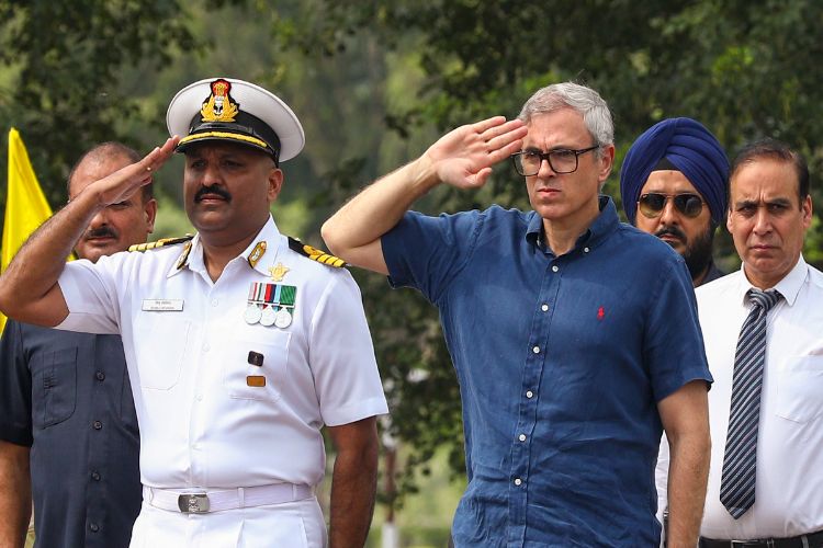 If we have to struggle a little for statehood, we will: Omar Abdullah