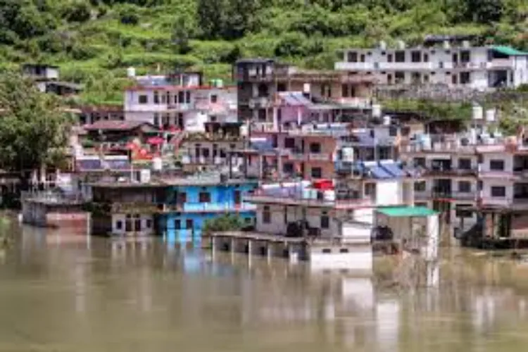Uttarakhand: Severe flood in Tharali of Chamoli, two missing