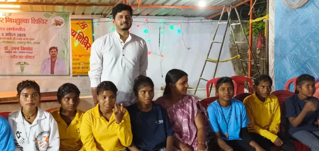 Village Dr. Raman Kishore: Treated more than 36,000 people for free