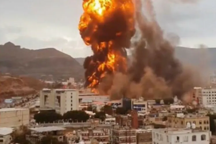 Israeli airstrikes target Houthi rebels in Sanaa