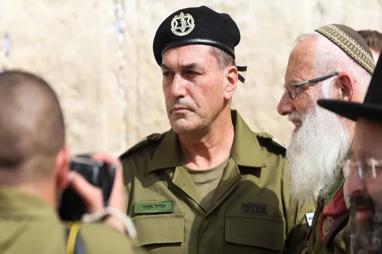 Israeli army chief appeals to Netanyahu to accept prisoner exchange proposal