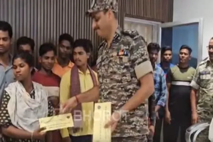 Chhattisgarh: 30 Naxalites surrendered in Bijapur, got benefits under rehabilitation policy