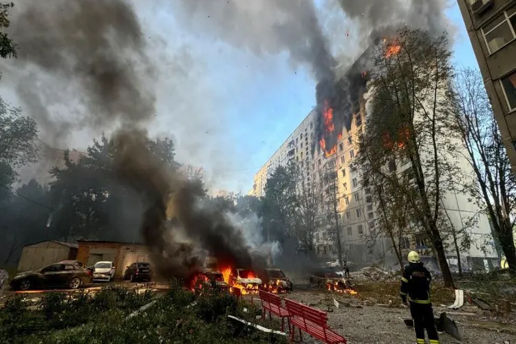 Russia launched a fierce attack on Kiev with missiles and drones, 3 killed including a 14-year-old teenager, 12 injured