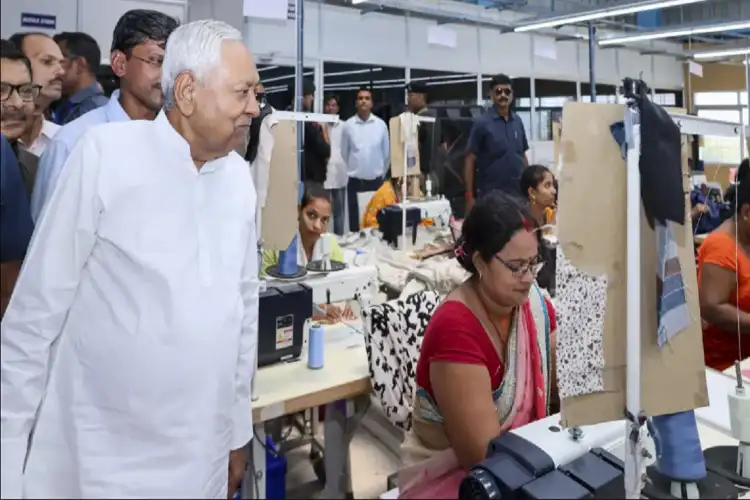 Bihar govt announces scheme to provide financial aid to women for starting employment venture