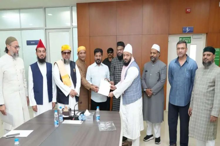 Owaisi, procession committee urge free electricity supply to mosques for Milad-un-Nabi