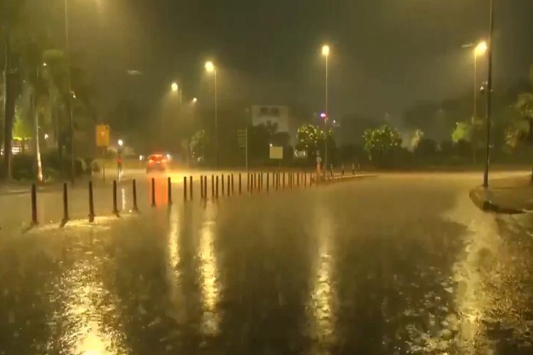 Rainfall in parts of Delhi, more rain expected with strong winds