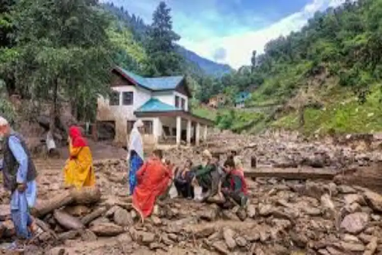 Cloud burst in Jammu and Kashmir's Gurez, no casualties