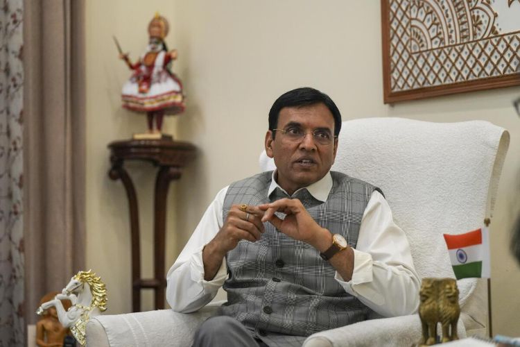 Government keen to make India a sports equipment manufacturing hub: Mandaviya