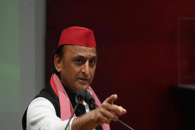 Goods imported from China have a bad effect on our industries and factories: Akhilesh Yadav