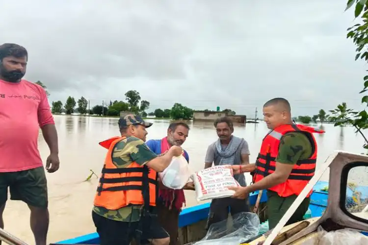 Punjab floods: BSF leads relief mission in Ferozepur with local support
