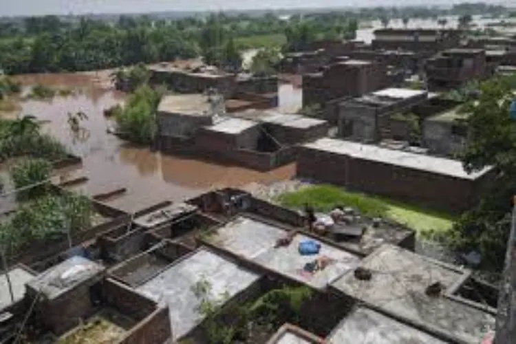 Torrential rains and floods wreak havoc in Pakistan, Punjab worst affected