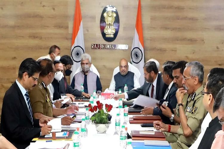 Home Minister reviews security situation in Jammu and Kashmir