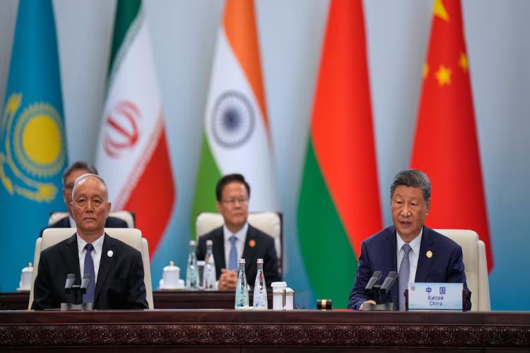 Establishment of development bank approved at SCO summit: Chinese Foreign Minister