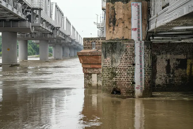 Yamuna water level in Delhi above danger mark, likely to rise further