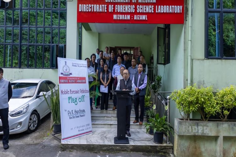 Mizoram Home Minister flagged off 10 'mobile forensic' vehicles