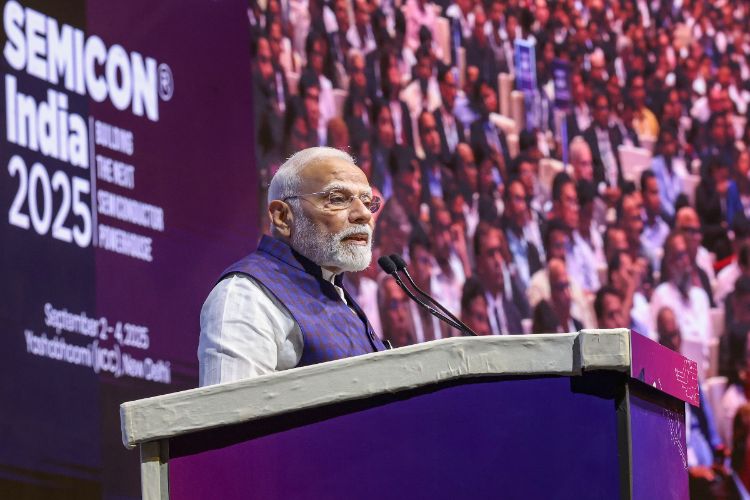 India registered a growth of 7.8 percent in the first quarter despite challenges of economic self-interest: Modi