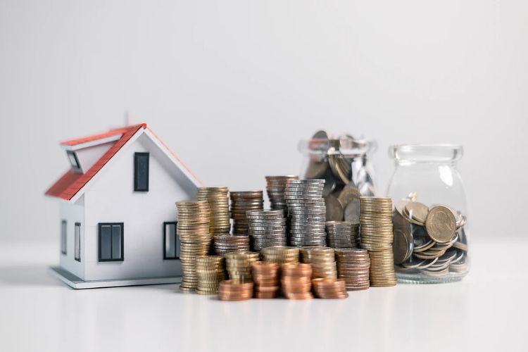 Public sector banks ahead of private lenders in home loan market in April-June: Report