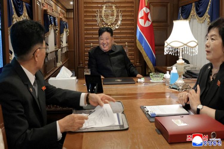 Kim Jong Un arrives in Beijing, will attend military parade with Putin and Xi Jinping