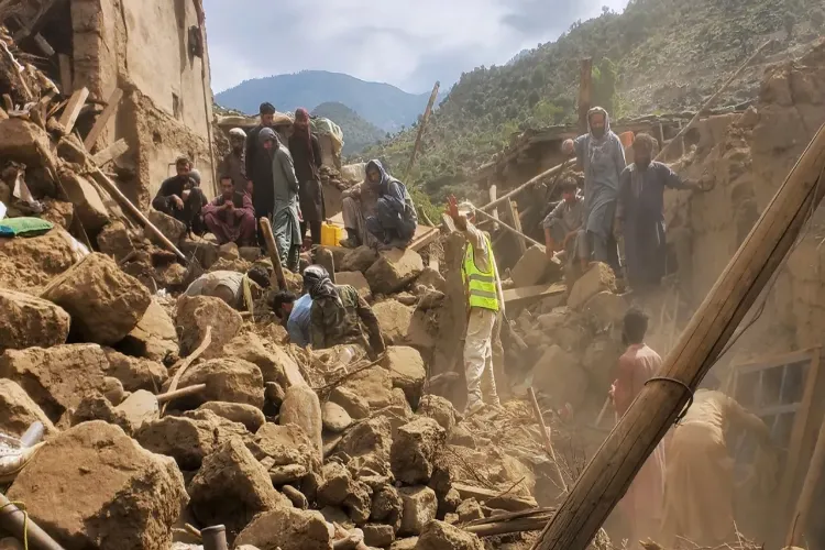 Earthquake strikes Afghanistan again, damage and death toll may increase