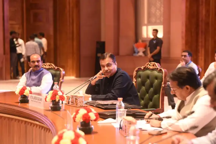 Nitin Gadkari chairs consultation workshop in Delhi for sustainable urban highways