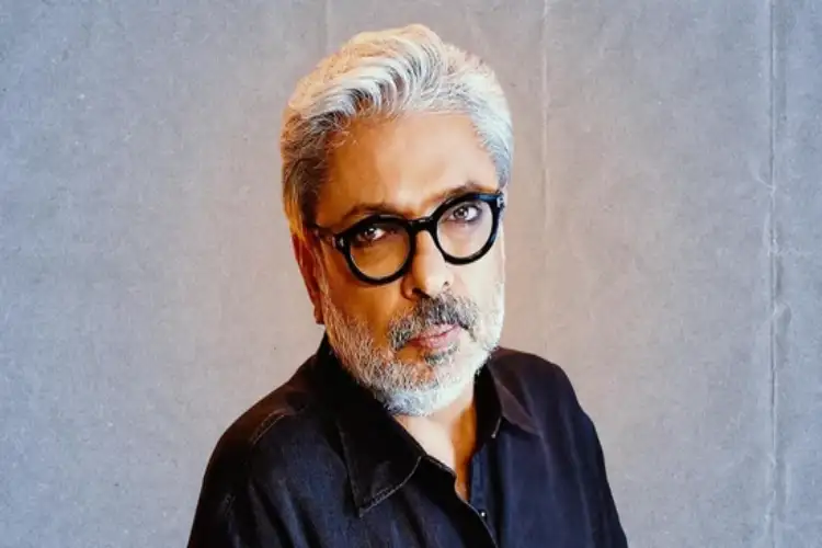 FIR lodged against Sanjay Leela Bhansali alleging fraud & misbehaviour during Love & War production