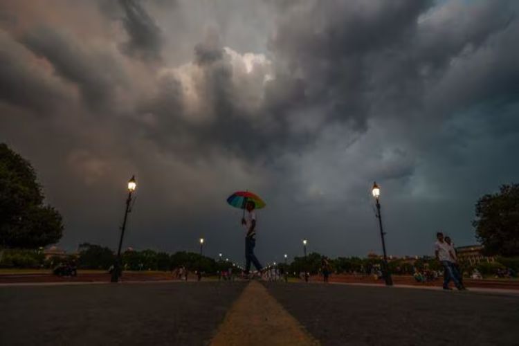 Thunderstorms forecast in Delhi