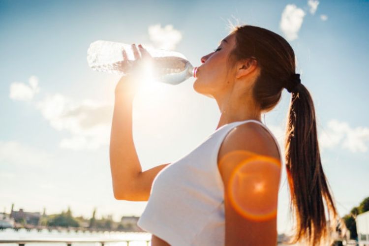 How to take care of your health in changing weather?