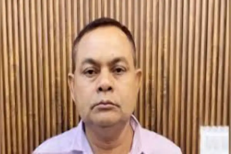 Assam Police arrests government official for taking bribe of Rs 5000 in Guwahati
