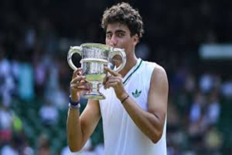Ivan Ivanov and Jelline Vendromme won junior titles