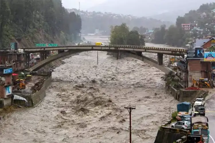 Himachal: Monsoon death toll stands at 366, state faces widespread destruction