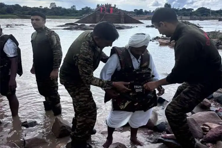 Indian Army at the forefront of nation's battle against floods