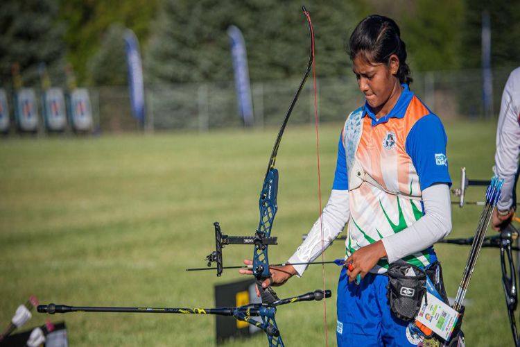 Indian women's recurve team in bronze medal playoff, men lose