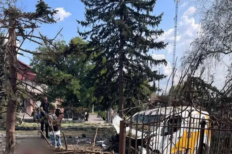 Russian attack on pension queue in Ukraine kills 24